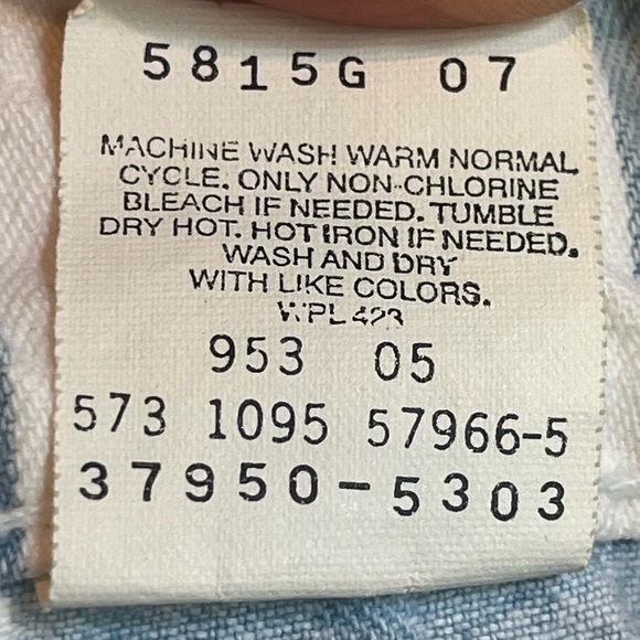 Vintage Womens Levi's 950 Relaxed Fit Blue White Stripd Shorts Sz 9 High Waisted - Picture 12 of 14